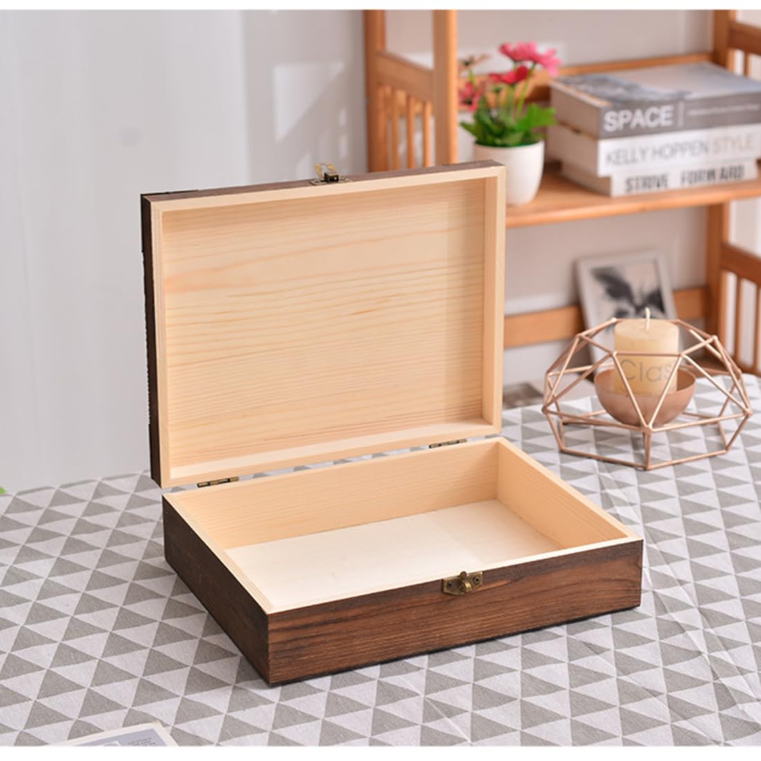 The Exile Archive: A Curator’s Box for a Retired Timeline